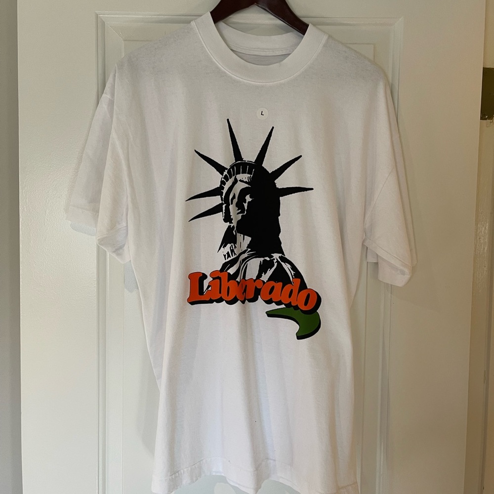 liberado Graphic tee